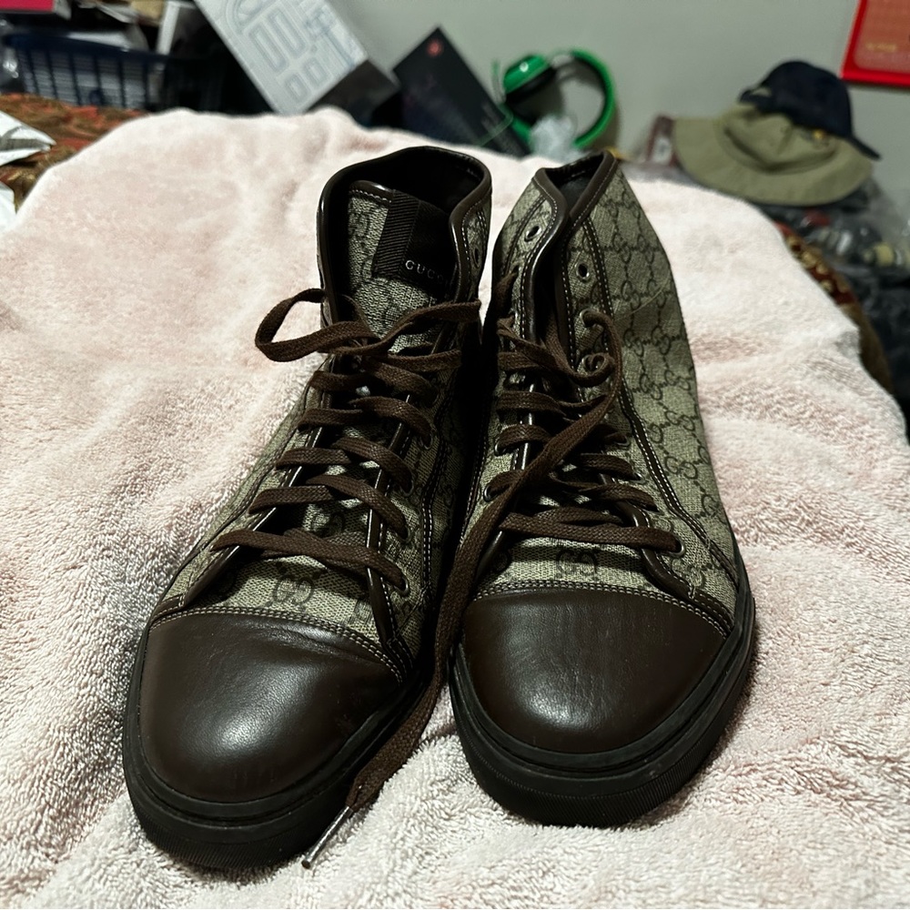 Gucci GG Supreme Canvas Hightop Men’s Sneakers